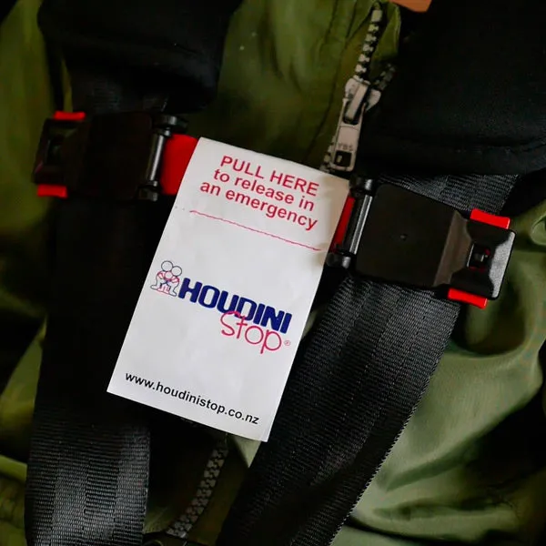 Houdini Stop Car Seat Harness Chest Clip - Twin Pack